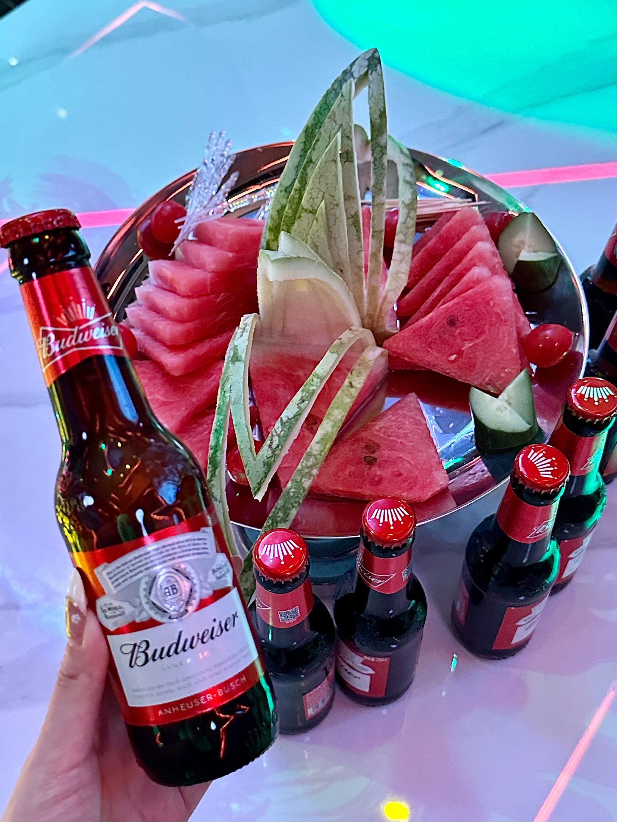 独享乐趣：鹤岗商务KTV-绥滨县ktv预定